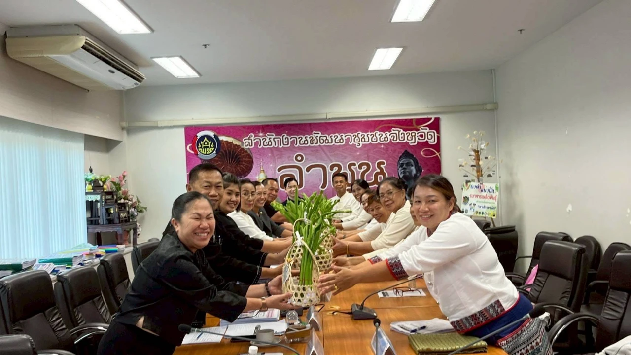 เข้าร่วมการคัดสรรกิจกรรมพัฒนาชุมชนดีเด่น