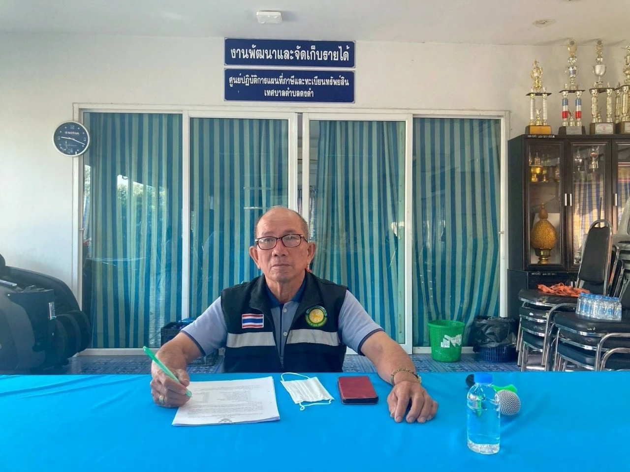 ประชุมคณะกรรมการขับเคลื่อนการแก้ไขปัญหาเด็กและเยาวชนนอกระบบการศึกษาให้กลายเป็นศูนย์ (Thailand Zero Dropout) ตำบลดงดำ ณ ห้องประชุมเทศบาลตำบลดงดำ อำเภอลี้ จังหวัดลำพูน